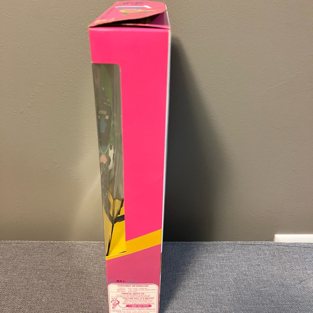 🆕NIB Todd Doll – Mattel – Soccer Outfit – 90’s Nostalgia — Barbie - Picture 5 of 7